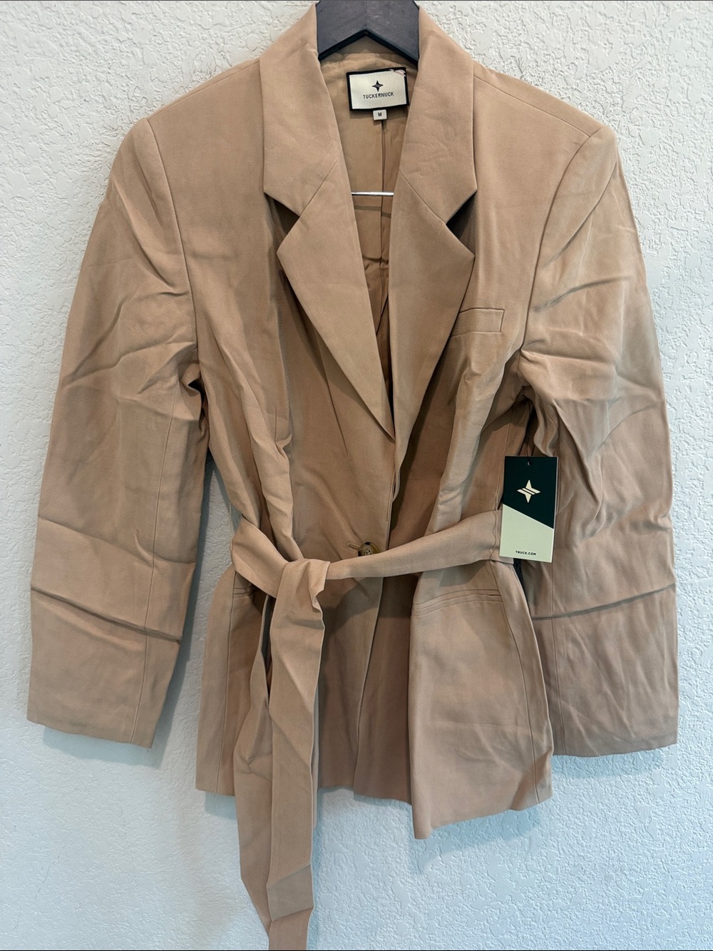 Tuckernuck Women's Belted Blazer Jacket - Taupe size M NWT